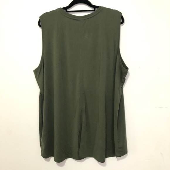 Green Top - Picture 3 of 6